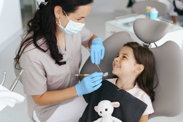 Best Chipped Tooth Repair Near Me  in Rainbow Springs, FL